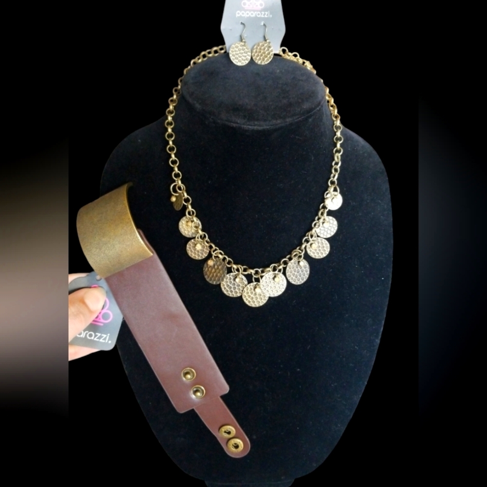 NWT Brass Necklace with Earrings and Bracelet in Brown & Brass